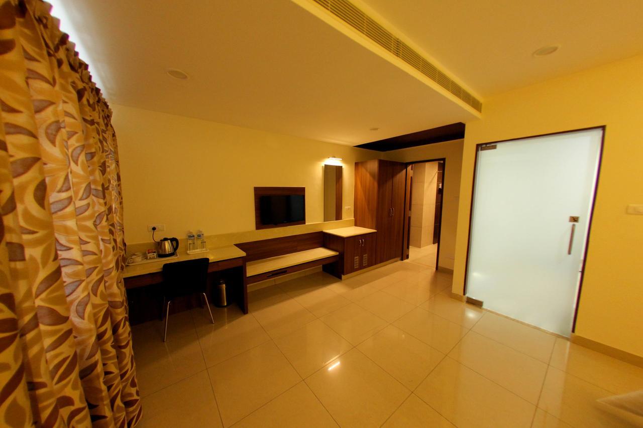 Rathna Residency Hotel Salem Bagian luar foto