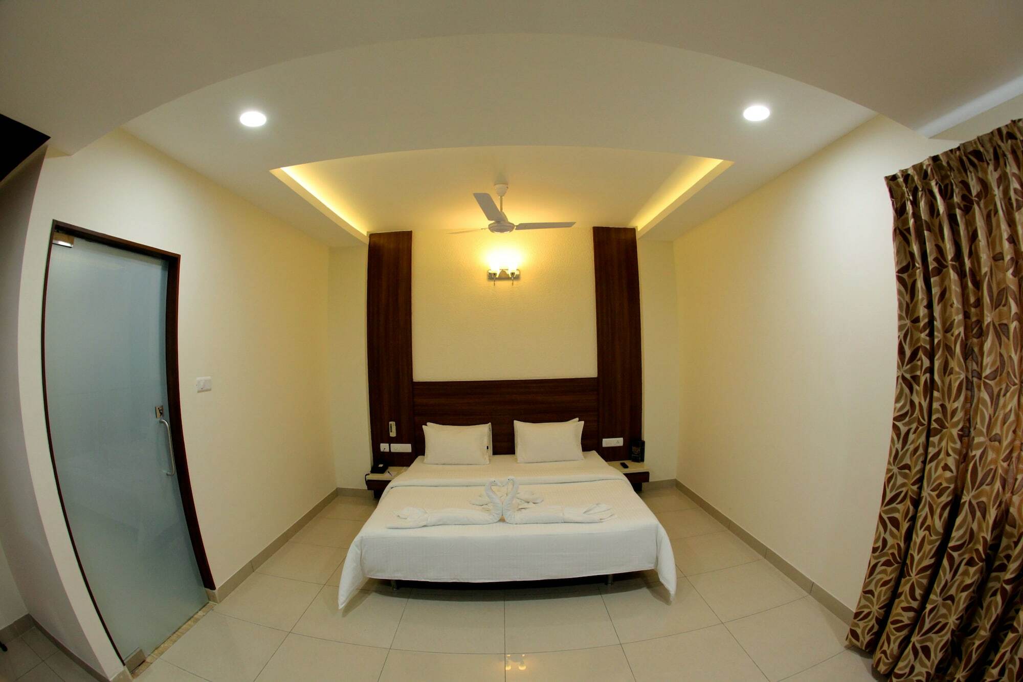 Rathna Residency Hotel Salem Bagian luar foto